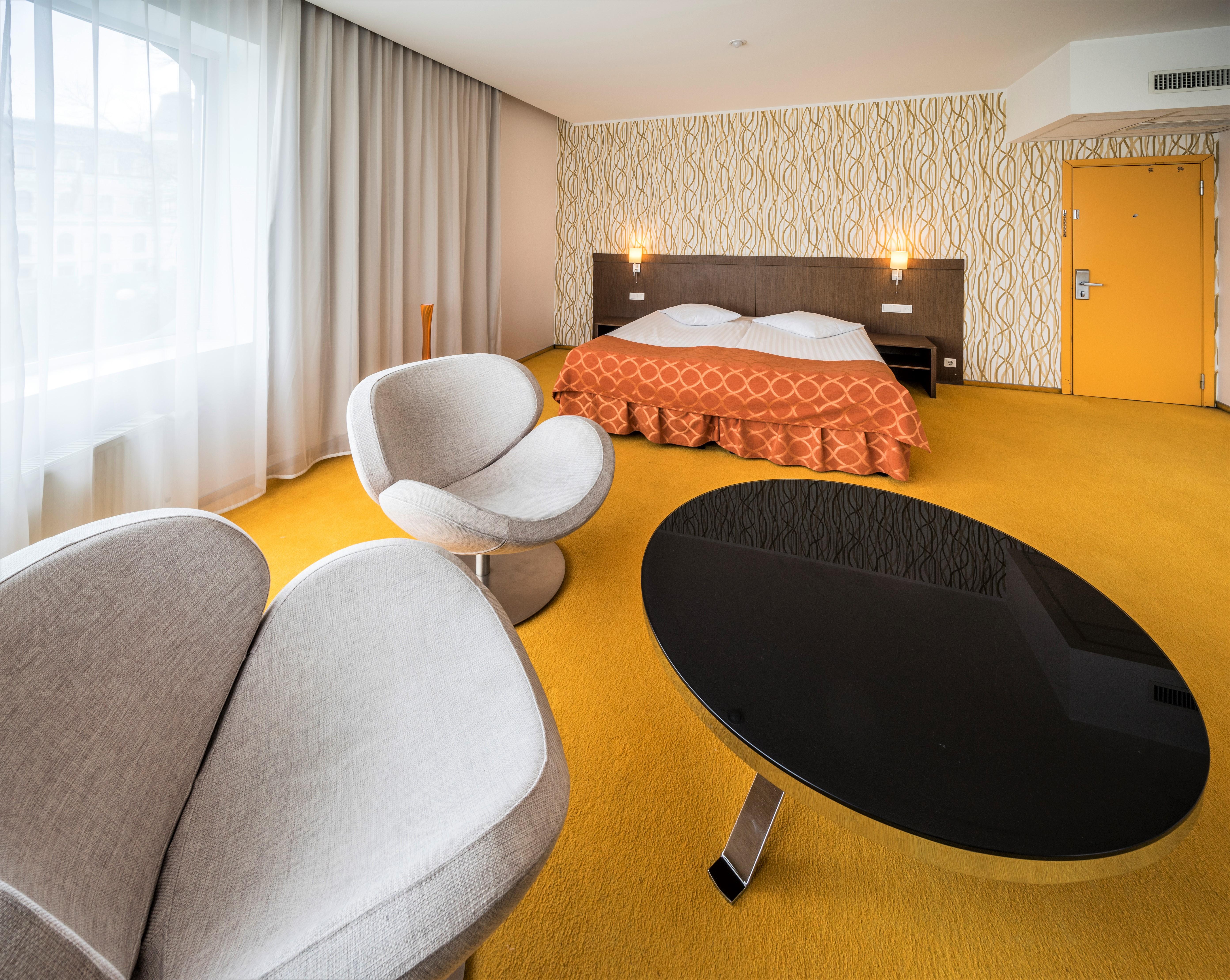 Rija Vef Hotel With Free Parking Riga Bagian luar foto