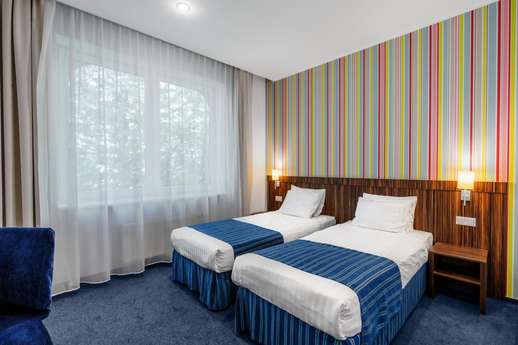 Rija Vef Hotel With Free Parking Riga Ruang foto